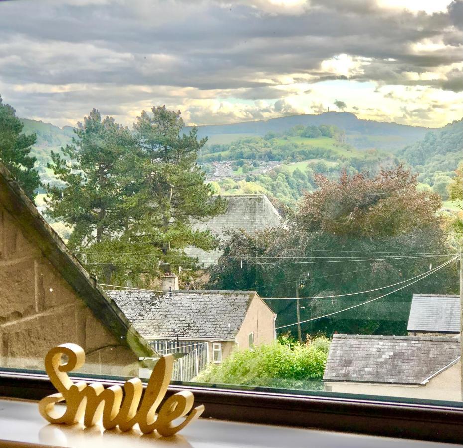 Hilltop House Is A Welcoming 2 Bedroom Property 马特洛克 外观 照片